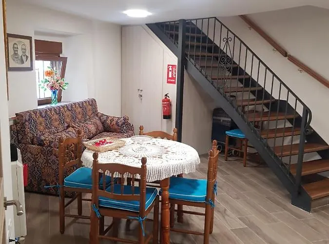 Casa De Tia Patricia Holiday home Montemayor del Rio